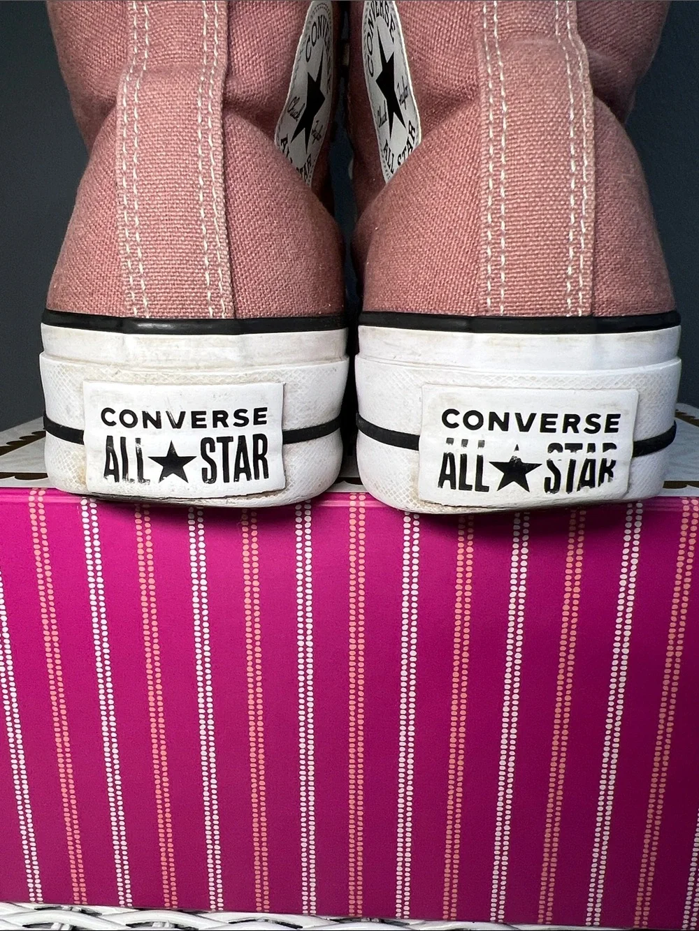 Converse Chuck Taylor Sneaker - Picture 10 of 13